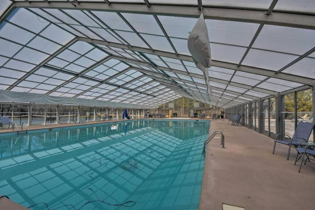 Hot-Tub 6 Seater, Fire-Pit, Master King Bed, Wineries, Pickleball, Resort Amenities Эллиджей Экстерьер фото