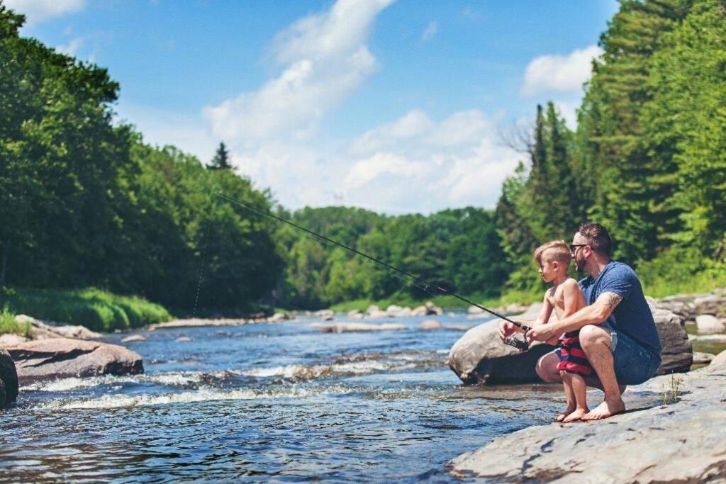 Hot-Tub 6 Seater, Fire-Pit, Master King Bed, Wineries, Pickleball, Resort Amenities Эллиджей Экстерьер фото